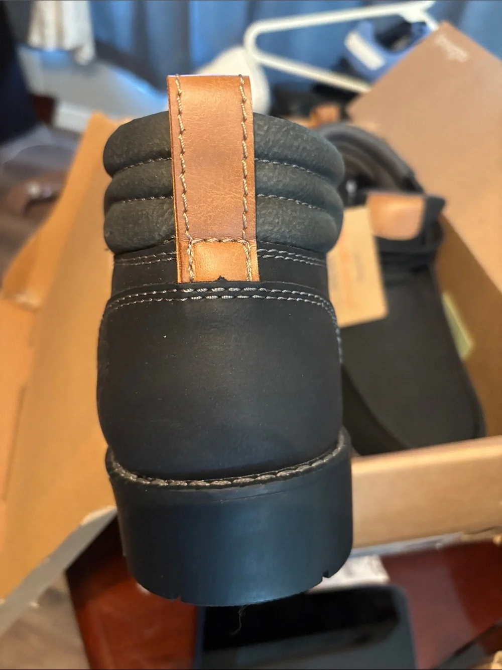 Weatherproof Men's Black Chukka Boots with Lug Sole